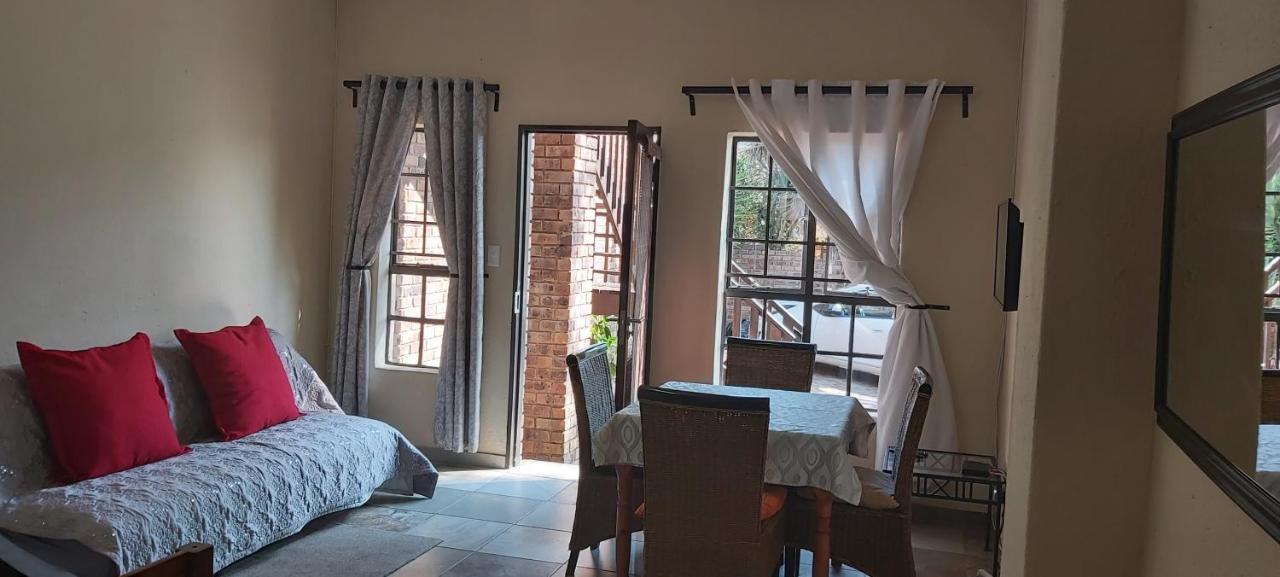 13 @ Rhinoroad Nelspruit Daire Mbombela Dış mekan fotoğraf