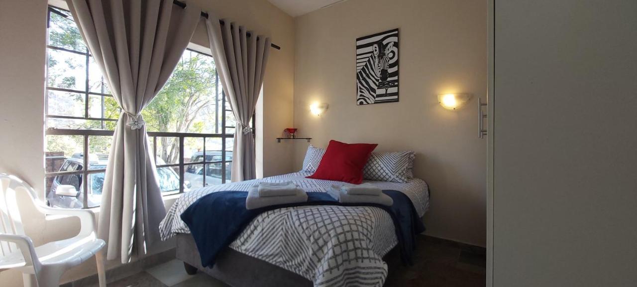 13 @ Rhinoroad Nelspruit Daire Mbombela Dış mekan fotoğraf